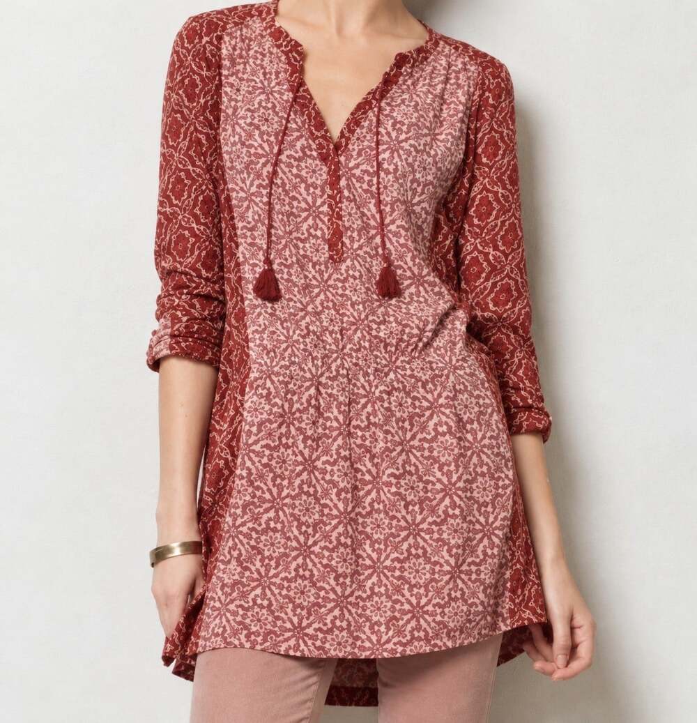 Anthropologie Akemi + Kin Boho Floral Tunic Top Burgundy Rust Small Long Sleeve